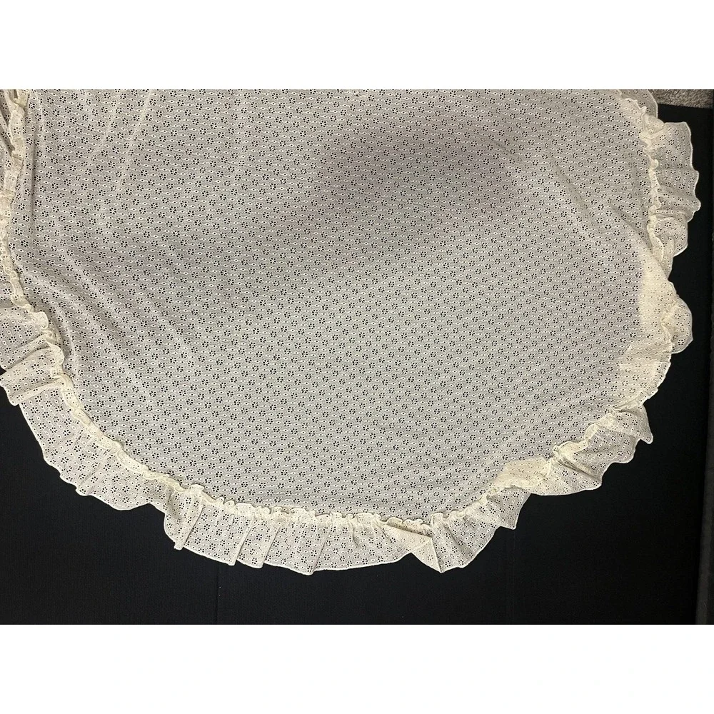 Round Lace Tablecloth White‎ Eyelet Ruffle Trim Floral Shabby Cottage Decor Chic
